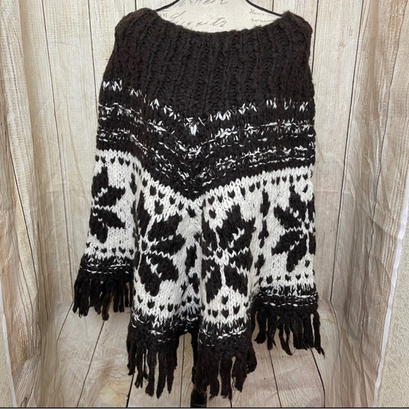 Free People - poncho, alpaca wool - Picture 2 of 12